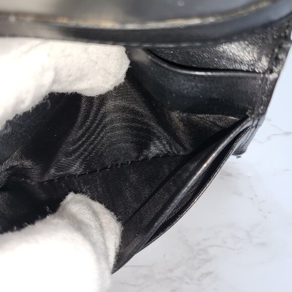 VINTAGE GUCCI BLACK LEATHER ID CARD HOLDER BIFOLD WALLET - Picture 10 of 16